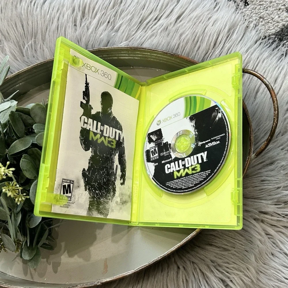 Call of Duty: Modern Warfare 3 MW3 (Microsoft Xbox 360, 2011) Complete